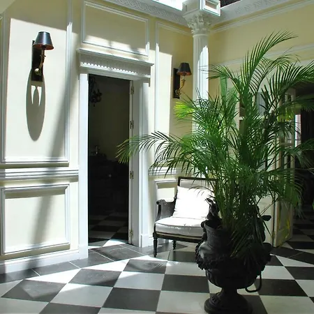 Апартаменты Beautiful Townhouse Old Town Марбелья