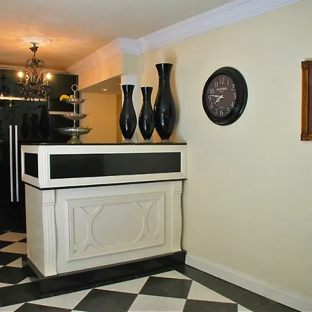 Beautiful Townhouse Old Town * Марбелья